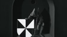 Capa do álbum "The Road: Part II / Lost Highway", do projeto UNKLE