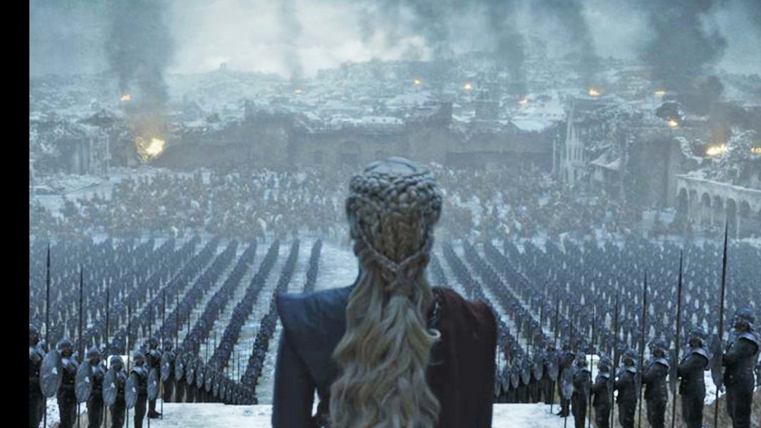 Foto de Daenerys Targaryen, personagem de Emilia Clarke no último episódio de GOT