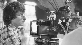 Foto de Steve Spielberg jovem para resenha lista de 7
