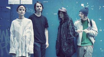 Foto da banda DIIV para notícia de Deceiver