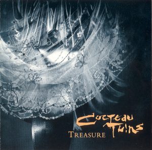 Capa do álbum Treasure, da banda Cocteau Twins