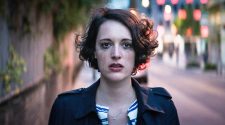 Cena de Phoebe Waller-Bridge na série Fleabag, da Amazon Prime