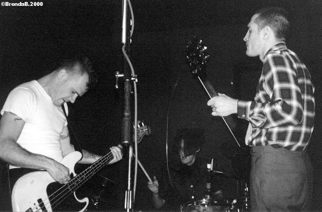 Foto do projeto Still, homenagem ao Joy Division com Flea e Frusciante