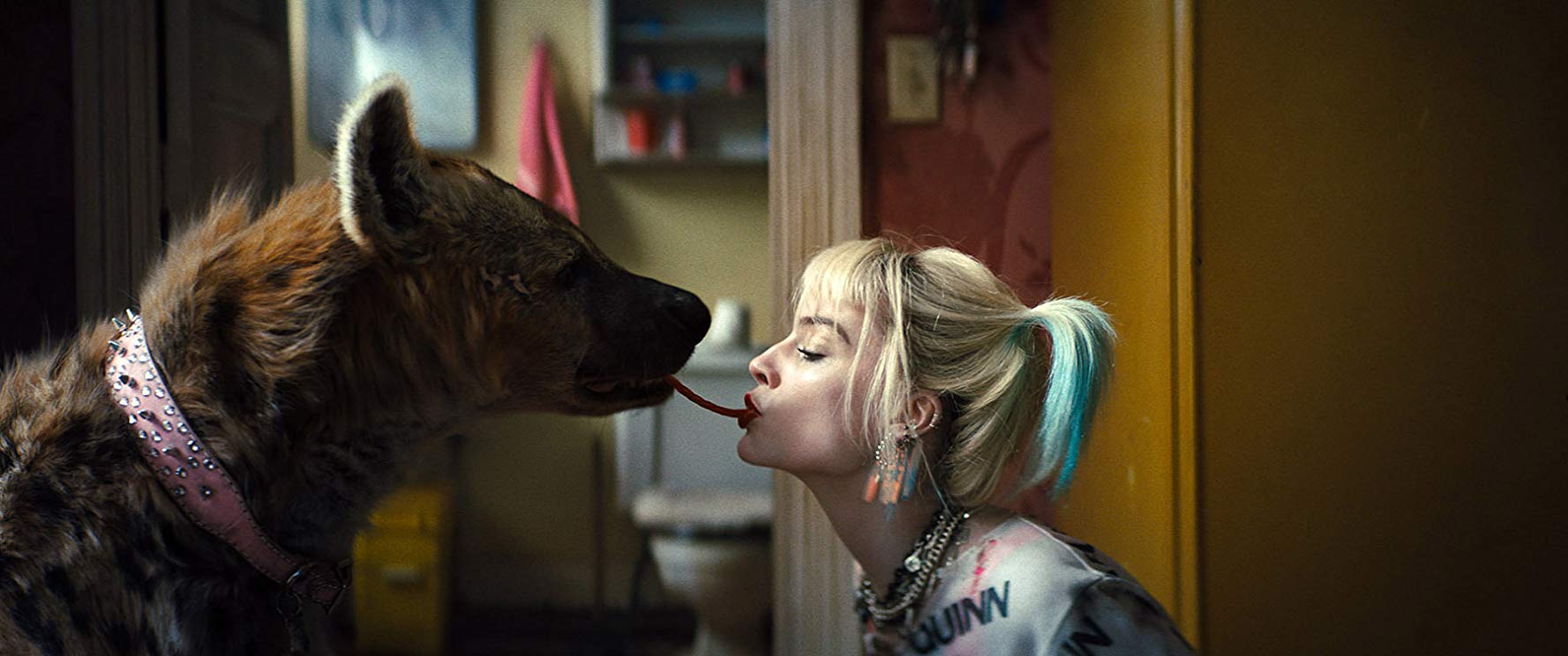 Foto de Margot Robbie no filme Arlequina (2020)