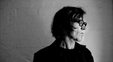 Foto de Mark Lanegan para notícia do álbum Straight Songs of Sorrow