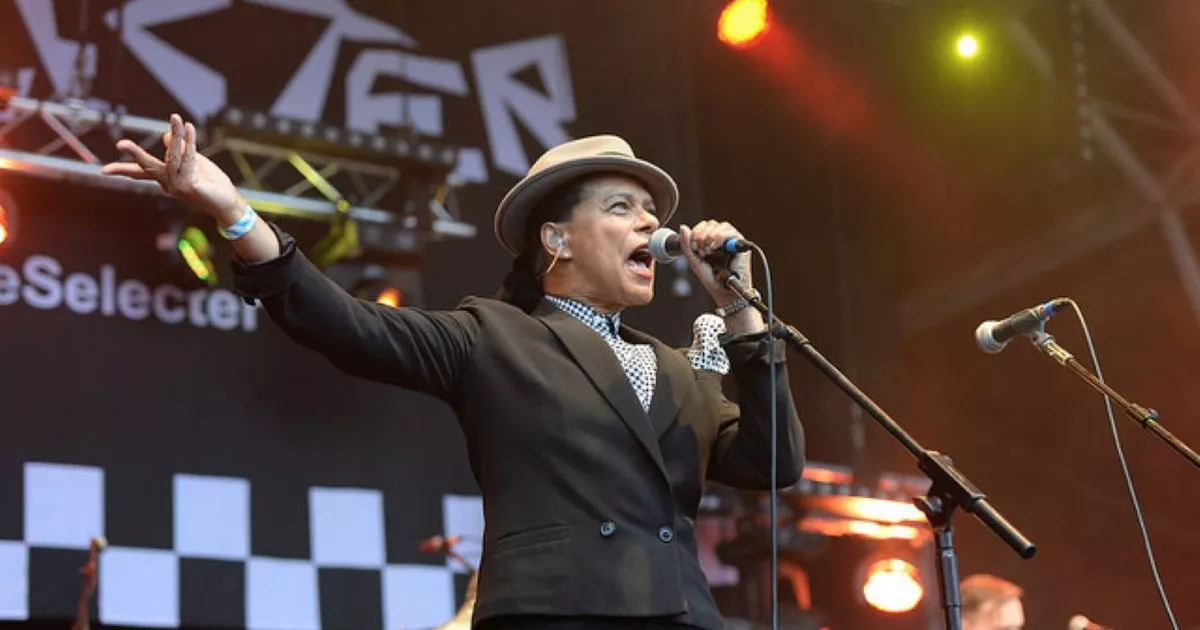 Pauline-Black-The-Selecter-live