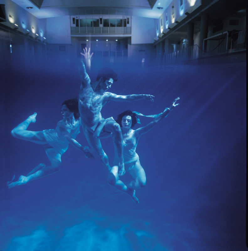 storm-thorgerson-chrome-catherine-wheel